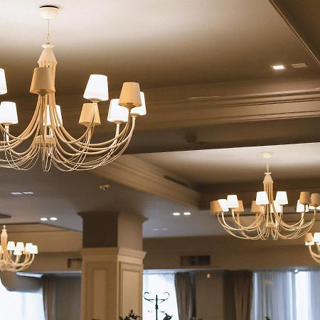 Georg Palace Hotel 체르니우치 외부 사진