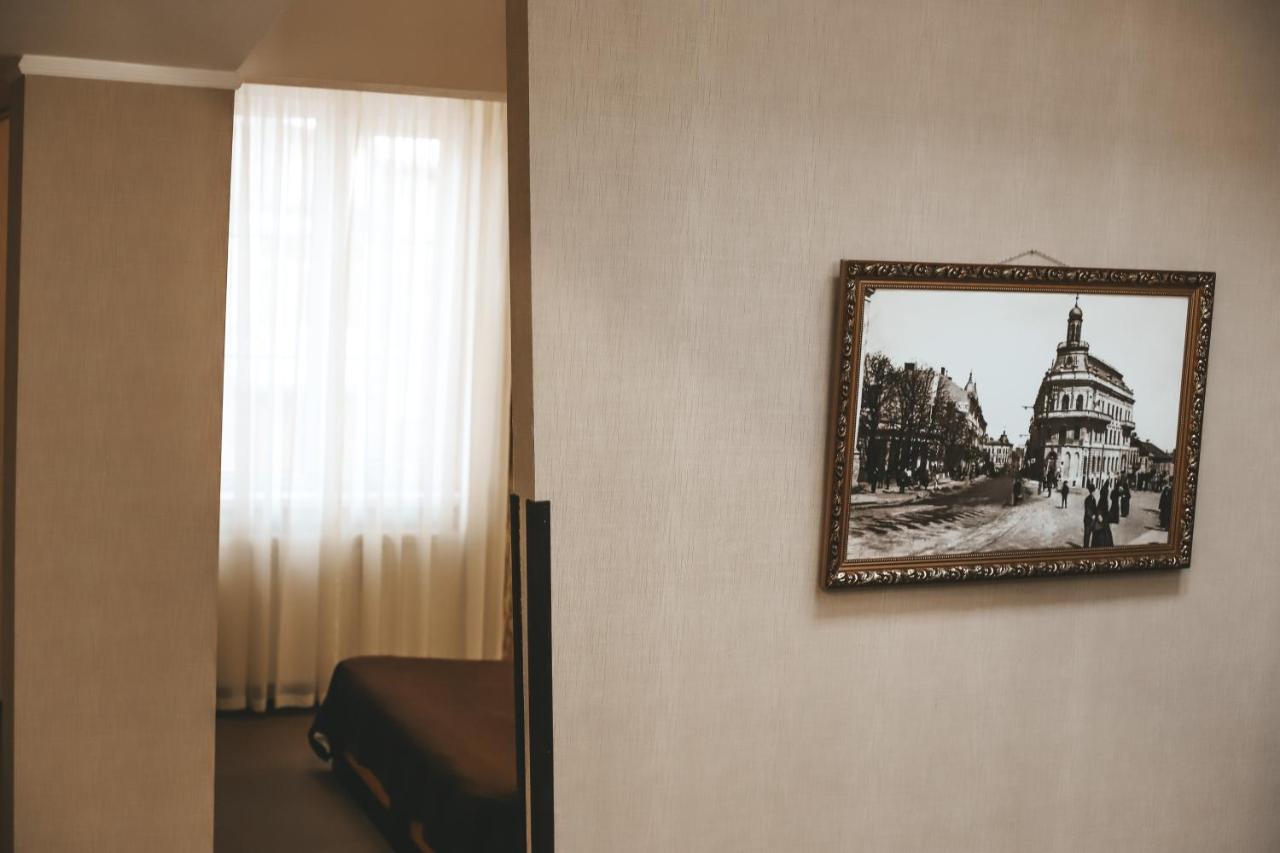 Georg Palace Hotel 체르니우치 외부 사진