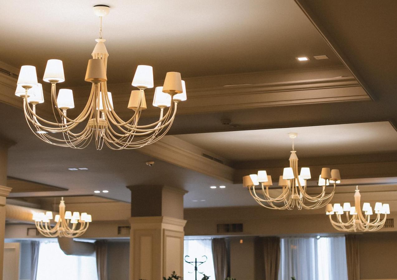 Georg Palace Hotel 체르니우치 외부 사진